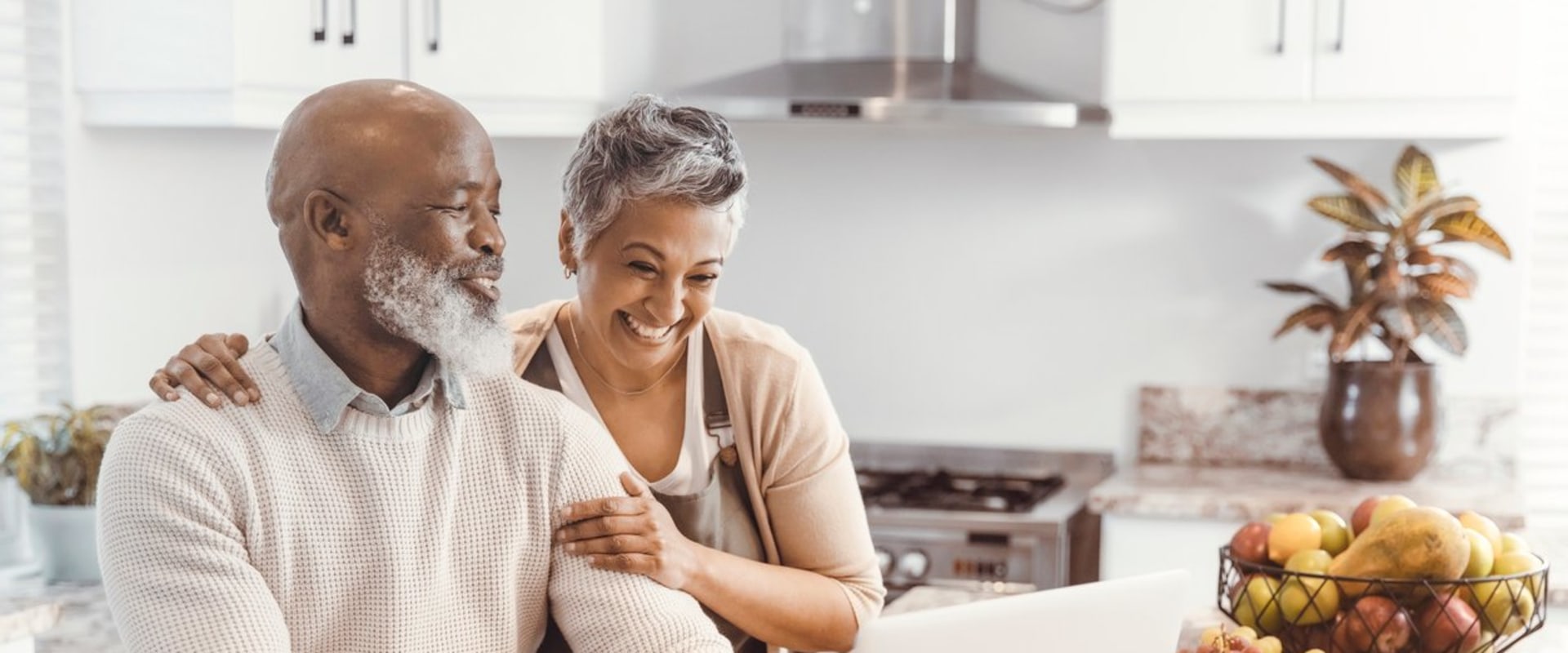 Setting Financial Goals: A Comprehensive Guide to Managing Your Finances
