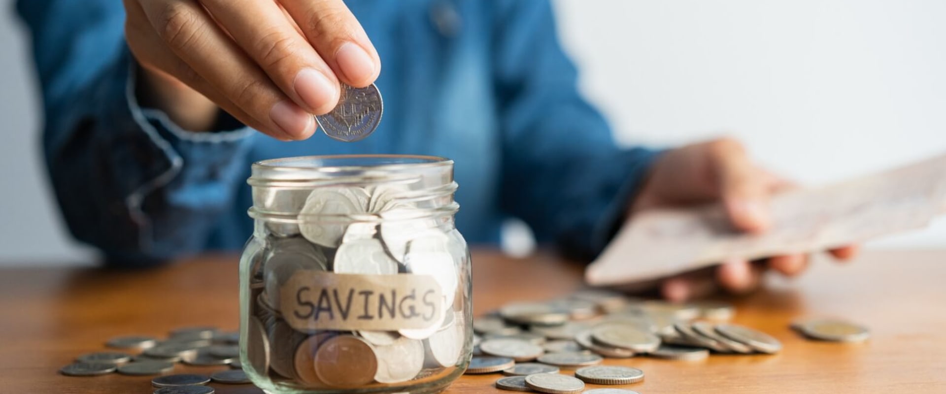 Salary and Job Market Comparisons: How to Manage Your Finances and Save Money